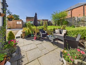 Garden and Patio- click for photo gallery